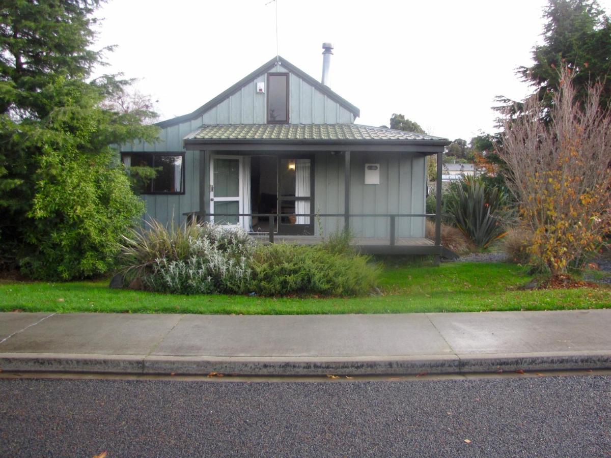 Miro Magic - Ohakune Holiday Home Eksteriør bilde